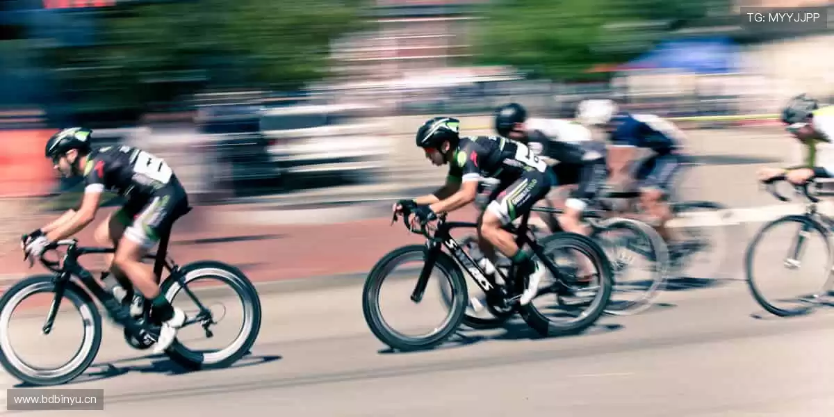 📱弹幕互动，一起狂欢！🏈 体育直播，让孤单不复存在！